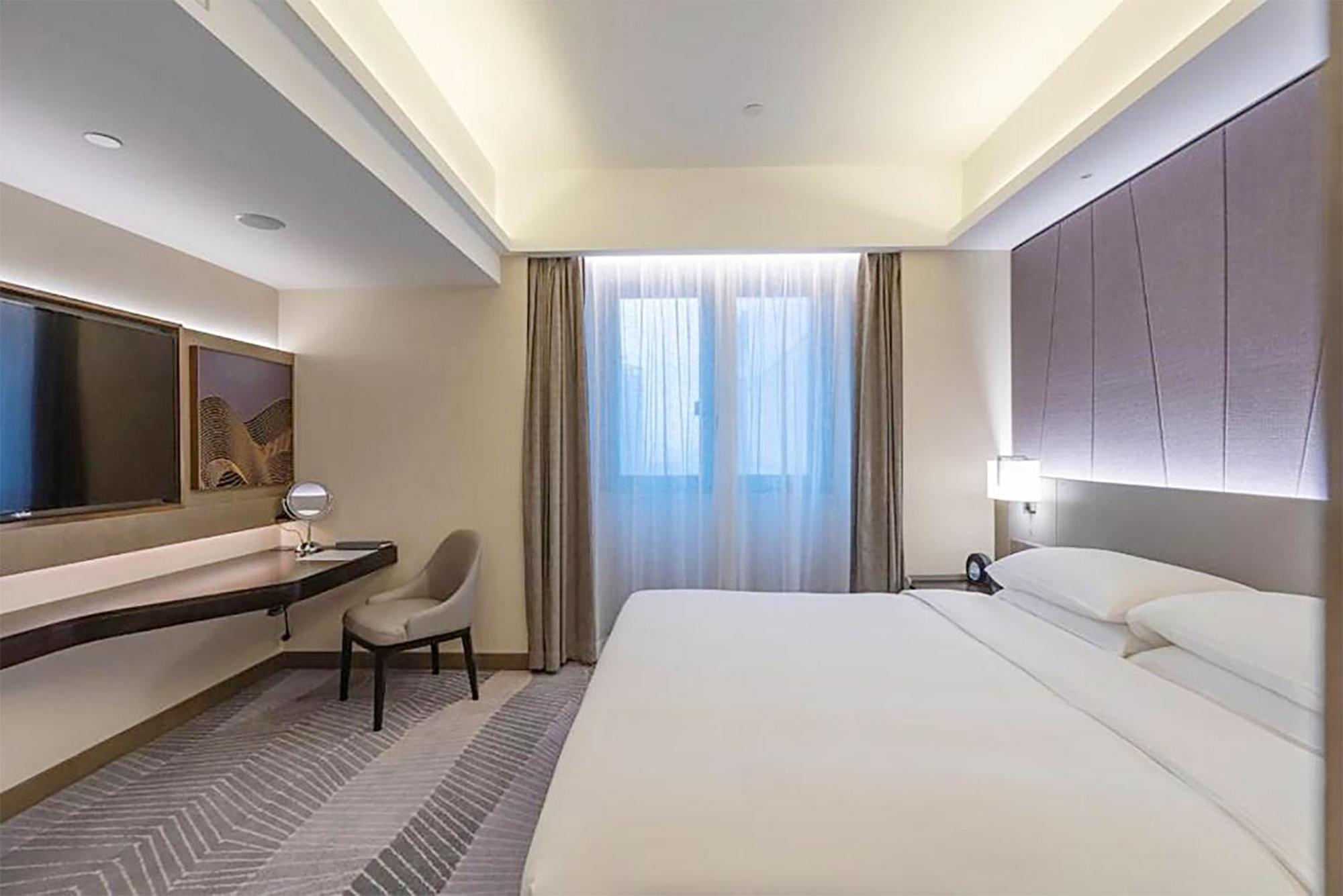 Hyatt Regency Metropolitan Chongqing Hotel Exterior foto