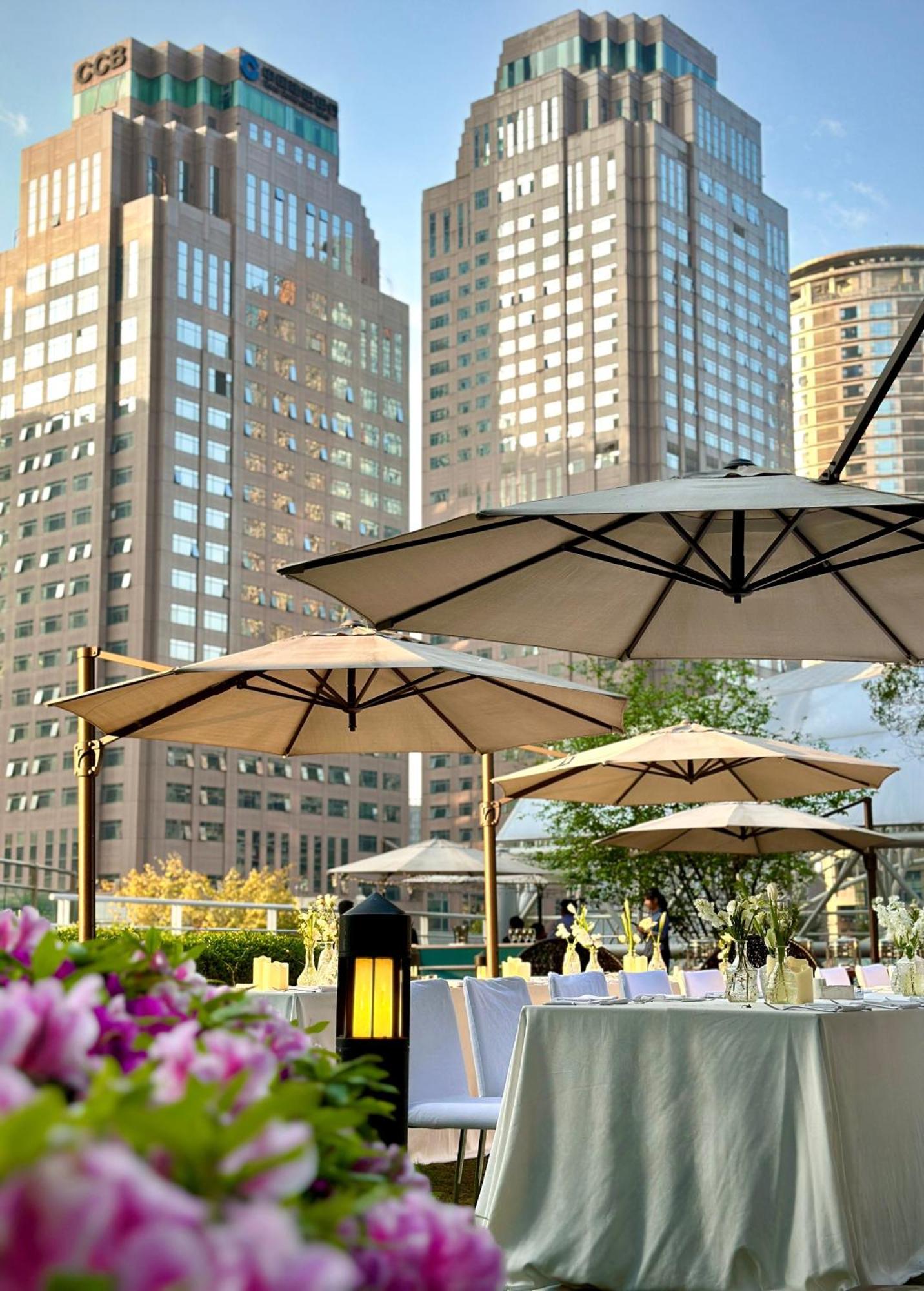 Hyatt Regency Metropolitan Chongqing Hotel Exterior foto